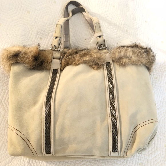 COACH Limited Edition Suede tote bag with Fox fur trim - Picture 2 of 8